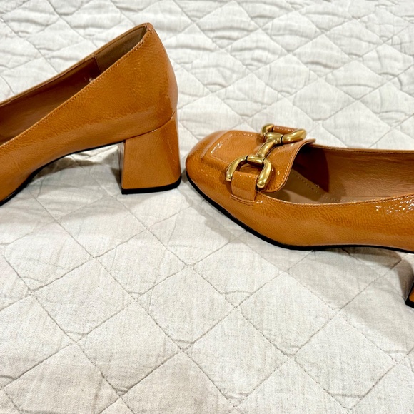 NWT BiBi LOU Valencia Loafers - Camel Patent Size 38 - Picture 2 of 5